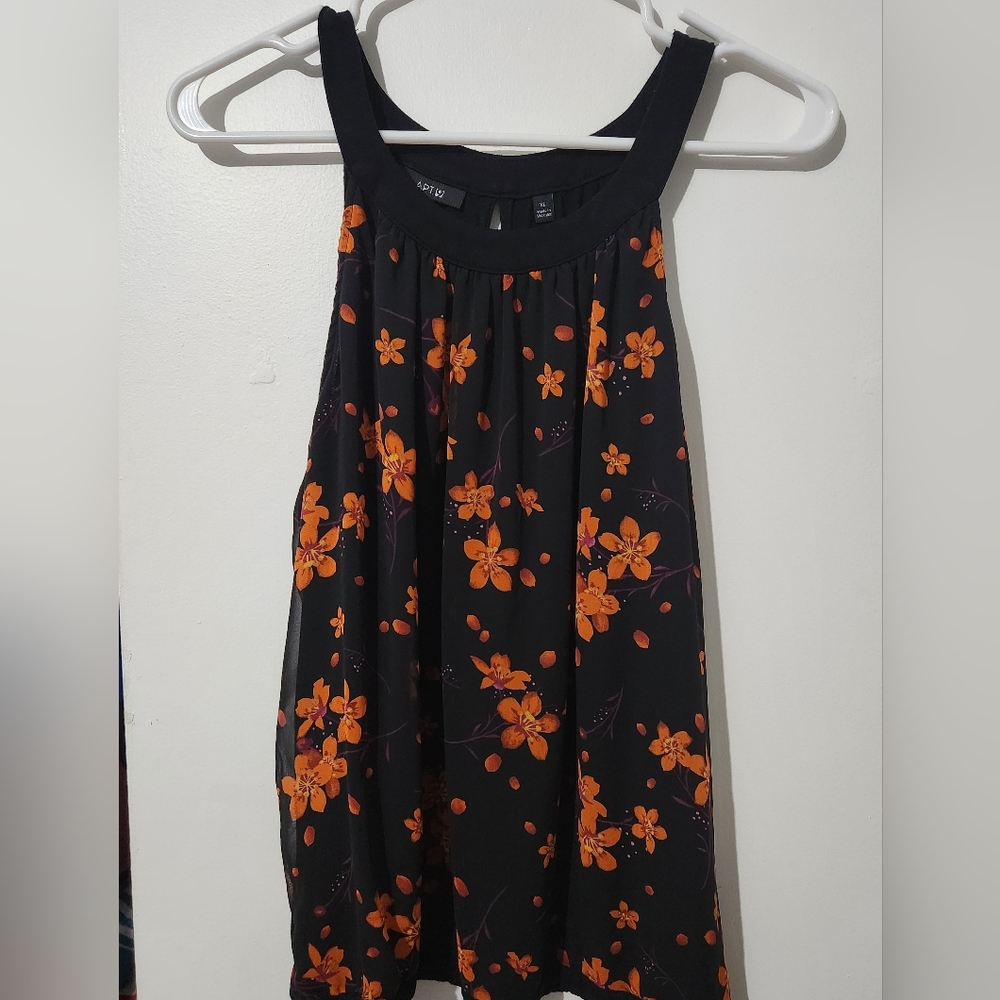 Apt 9. Sleeveless top